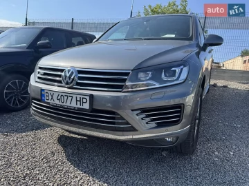 Авто Volkswagen Touareg 2017 № 7803366