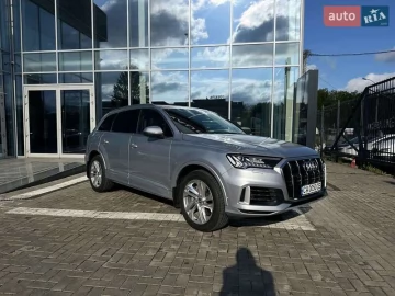 Авто Audi Q7 2020 № 7803406