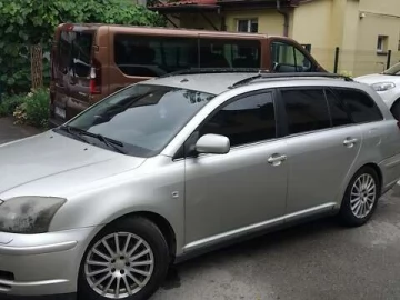 Авто Toyota Avensis 2003 № 7803467