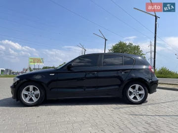 Авто BMW 1 Series 2005 № 7803496