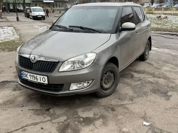 Авто Skoda Fabia 2015 № 7803502