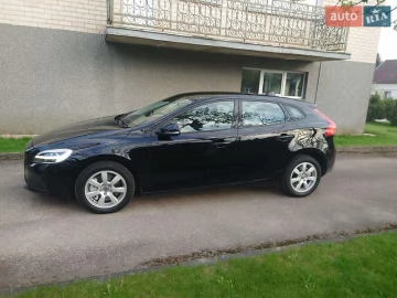 Авто Volvo V40 2016 № 7803672