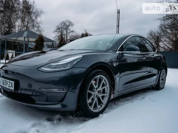 Авто Tesla Model 3 2018 № 7803690