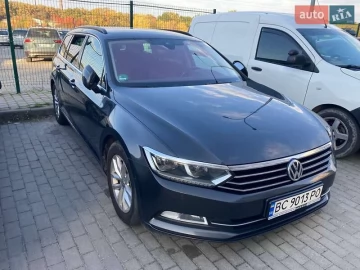 Авто Volkswagen Passat 2018 № 7803710