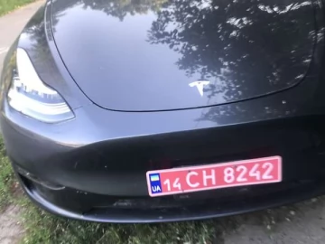 Авто Tesla Model Y 2023 № 7803734