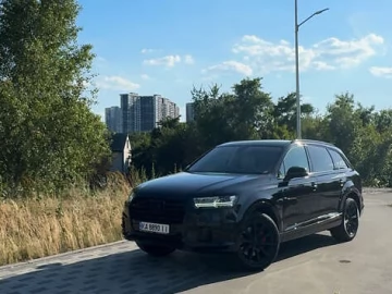 Авто Audi Q7 2016 № 7803738