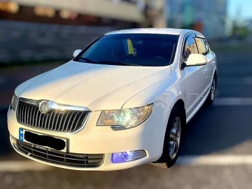 Авто Skoda Superb 2009 № 7803955