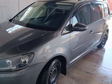 Авто Volkswagen Touran 2010 № 7803969