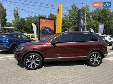 Авто Volkswagen Touareg 2017 № 7804120