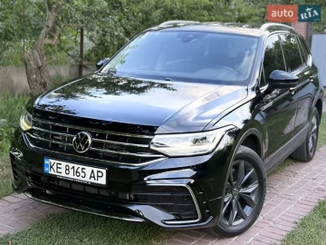 Авто Volkswagen Tiguan 2023 № 7804135