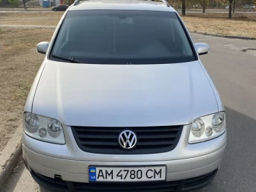 Авто Volkswagen Touran 2005 № 7804219