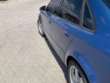 Авто Audi A4 2001 № 7804242