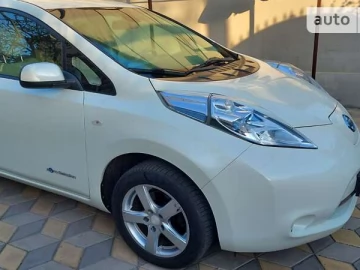 Авто Nissan Leaf 2012 № 7804256