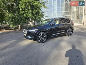 Авто Volvo Xc90 2022 № 7804487
