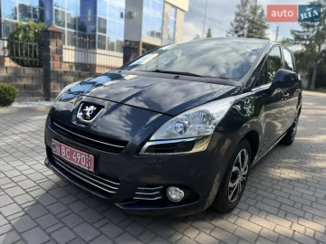 Авто Peugeot 5008 2011 № 7804526