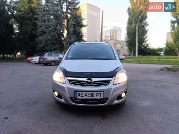 Авто Opel Zafira 2009 № 7804566