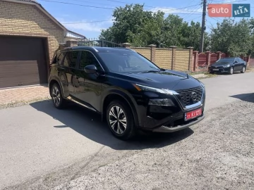 Авто Nissan Rogue 2023 № 7804604