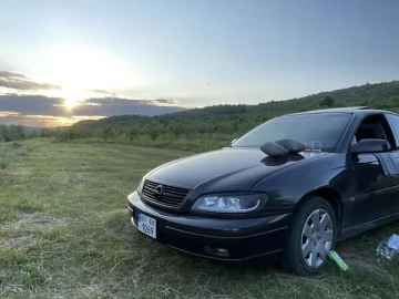 Авто Opel Omega 2000 № 7804736