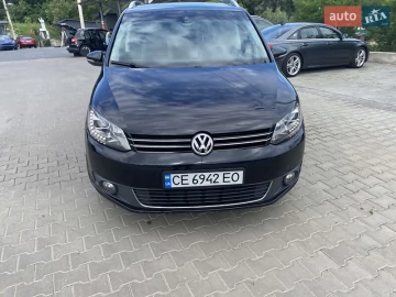 Авто Volkswagen Touran 2013 № 7804823