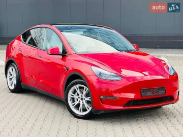 Авто Tesla Model Y 2023 № 7804836