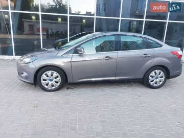 Авто Ford Focus 2013 № 7804900