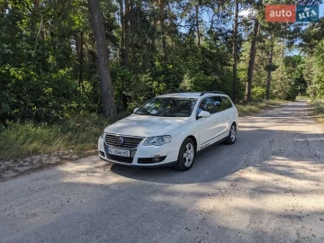 Авто Volkswagen Passat 2010 № 7804923