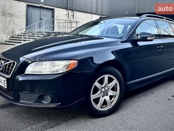 Авто Volvo V70 2009 № 7804942