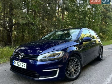 Авто Volkswagen E-Golf 2017 № 7804951