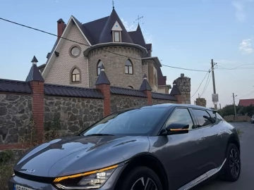 Авто KIA Ev6 2022 № 7805006