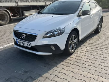 Авто Volvo V40 Cross Country 2015 № 7805121