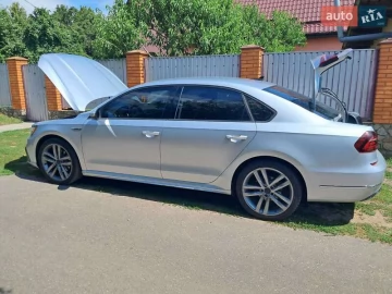 Авто Volkswagen Passat 2017 № 7805155