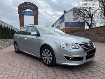 Авто Volkswagen Passat 2010 № 7805312
