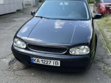 Авто Volkswagen Golf 2003 № 7805513