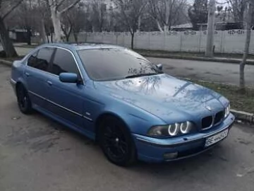 Авто BMW 5 Series 1999 № 7805520