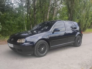 Авто Volkswagen Golf 2002 № 7805556