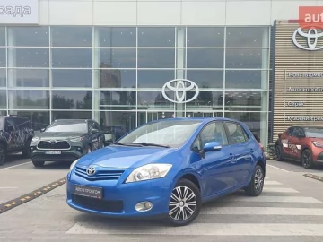 Авто Toyota Auris 2010 № 7805621