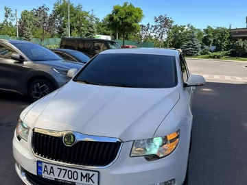 Авто Skoda Superb 2013 № 7805627