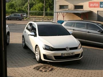 Авто Volkswagen Golf 2016 № 7805661