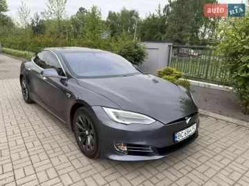Авто Tesla Model S 2019 № 7805722