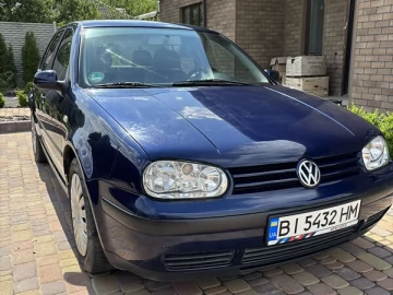 Авто Volkswagen Golf 2000 № 7805778
