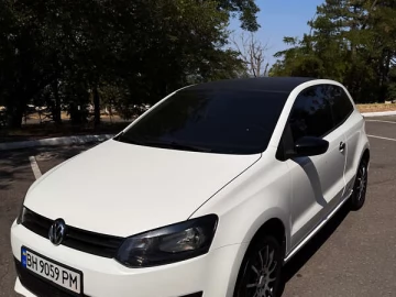 Авто Volkswagen Polo 2014 № 7805823