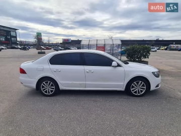 Авто Skoda Superb 2013 № 7805842