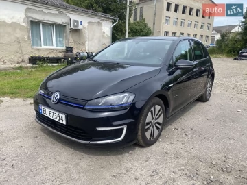 Авто Volkswagen E-Golf 2015 № 7805872