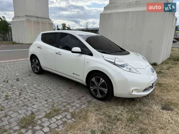 Авто Nissan Leaf 2015 № 7805894