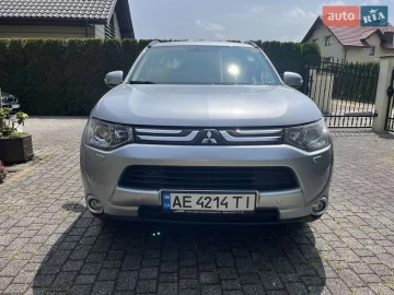 Авто Mitsubishi Outlander 2013 № 7805909