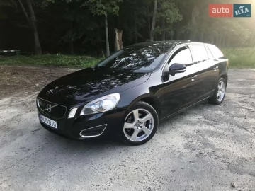 Авто Volvo V60 2011 № 7805918