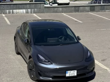 Авто Tesla Model 3 2019 № 7805958