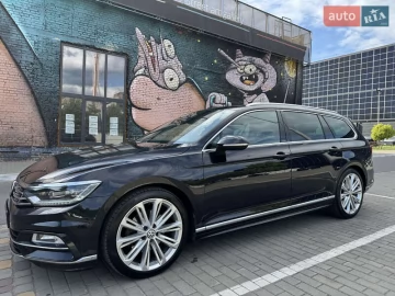 Авто Volkswagen Passat 2018 № 7806016