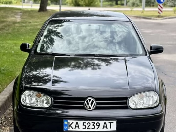 Авто Volkswagen Golf 2002 № 7806094