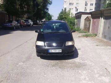 Авто Volkswagen Sharan 2000 № 7806106